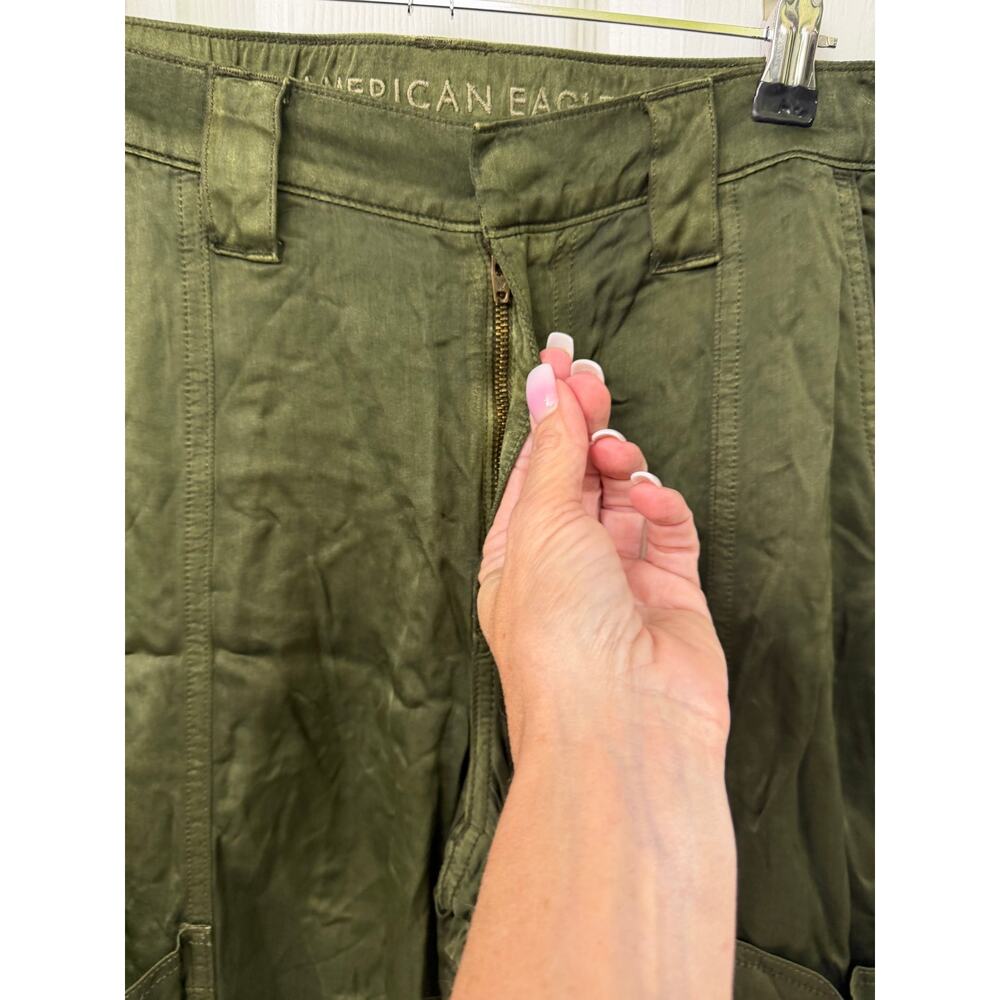 American Eagle silky olive green cargo pant side pocket drawstring ankles S Tall - Picture 4 of 9
